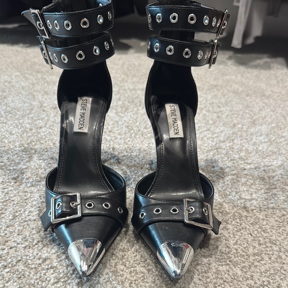 Steve Madden Black and Silver Stiletto Heels
